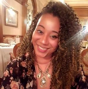 Meet your Posher, Michele